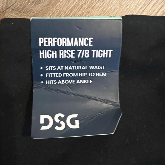 New black leggings - Picture 3 of 5